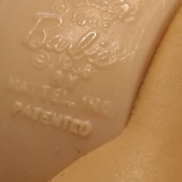 Vintage Barbie 1962 Bubble Cut in Red Swimsuit - Picture 2 of 11